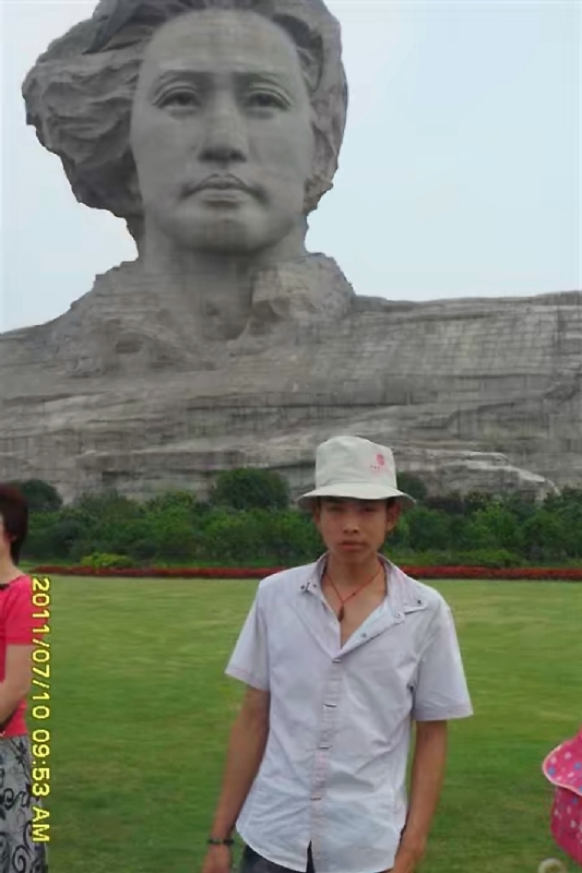 黄泥巴的第一张照片--武汉蓝颜知己交友网