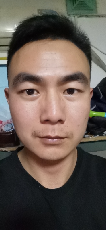 朴实无华的第二张照片--武汉蓝颜知己交友网