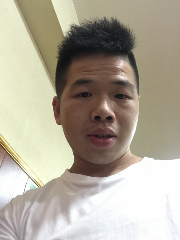 爱请简单点的第一张照片--武汉蓝颜知己交友网