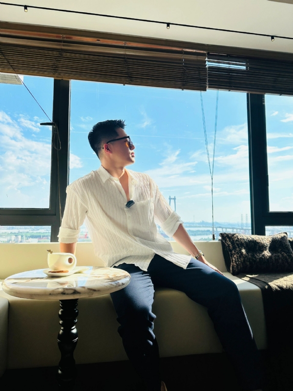 雨夜追风的第一张照片--武汉蓝颜知己交友网